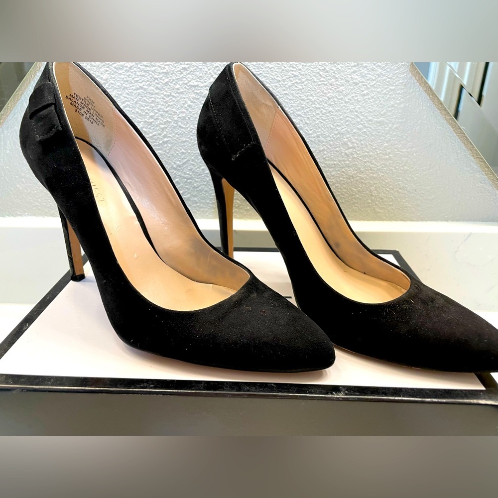 Nine West Womens Ginny Fabric Closed Toe Classic Pumps
